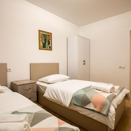 Guesthouse Of Manoni Ratiani Mestia Buitenkant foto